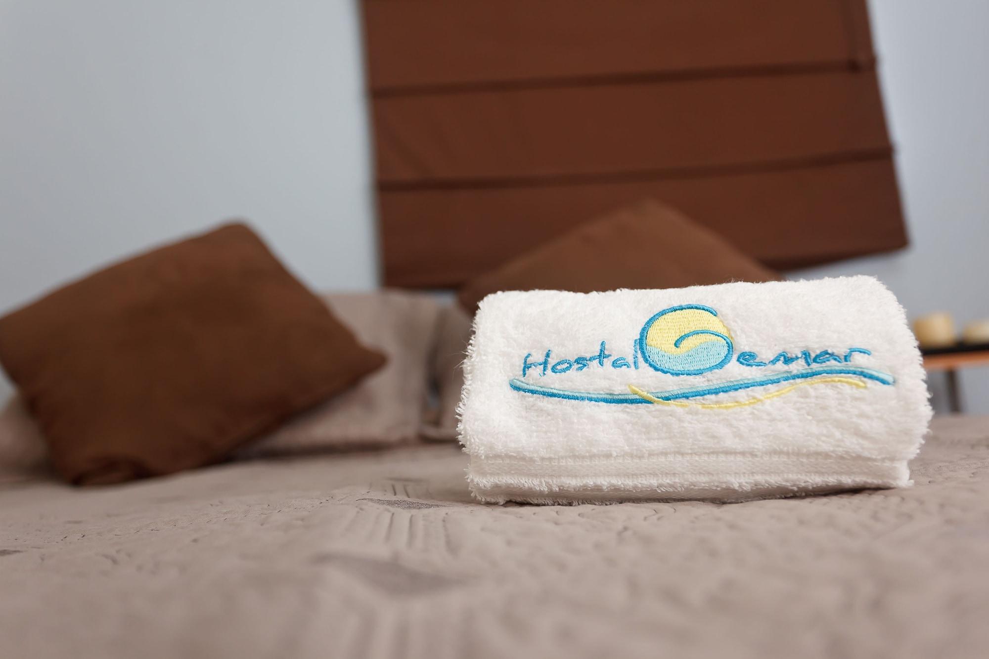 Hostal Gemar Panama City Exterior photo